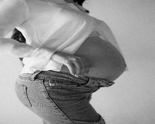 广州百信医院试管婴儿费用揭秘：代生助孕多少钱？